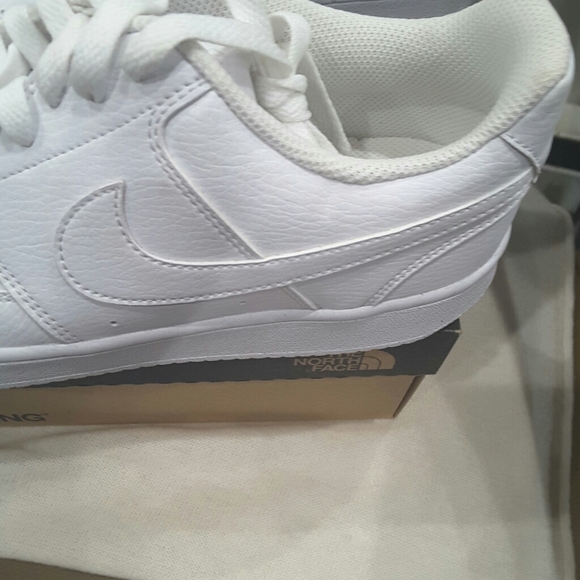 NIKE  UPTOWN SNEAKERS - Picture 4 of 8